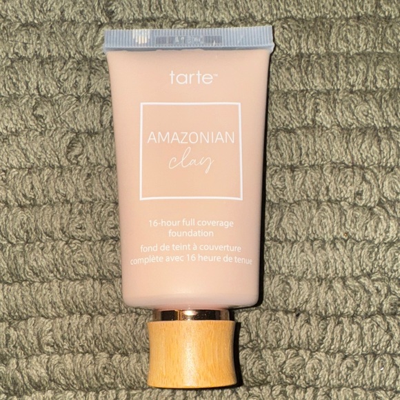 tarte Other - tarte Amazonian Clay Foundation light neutral 20N